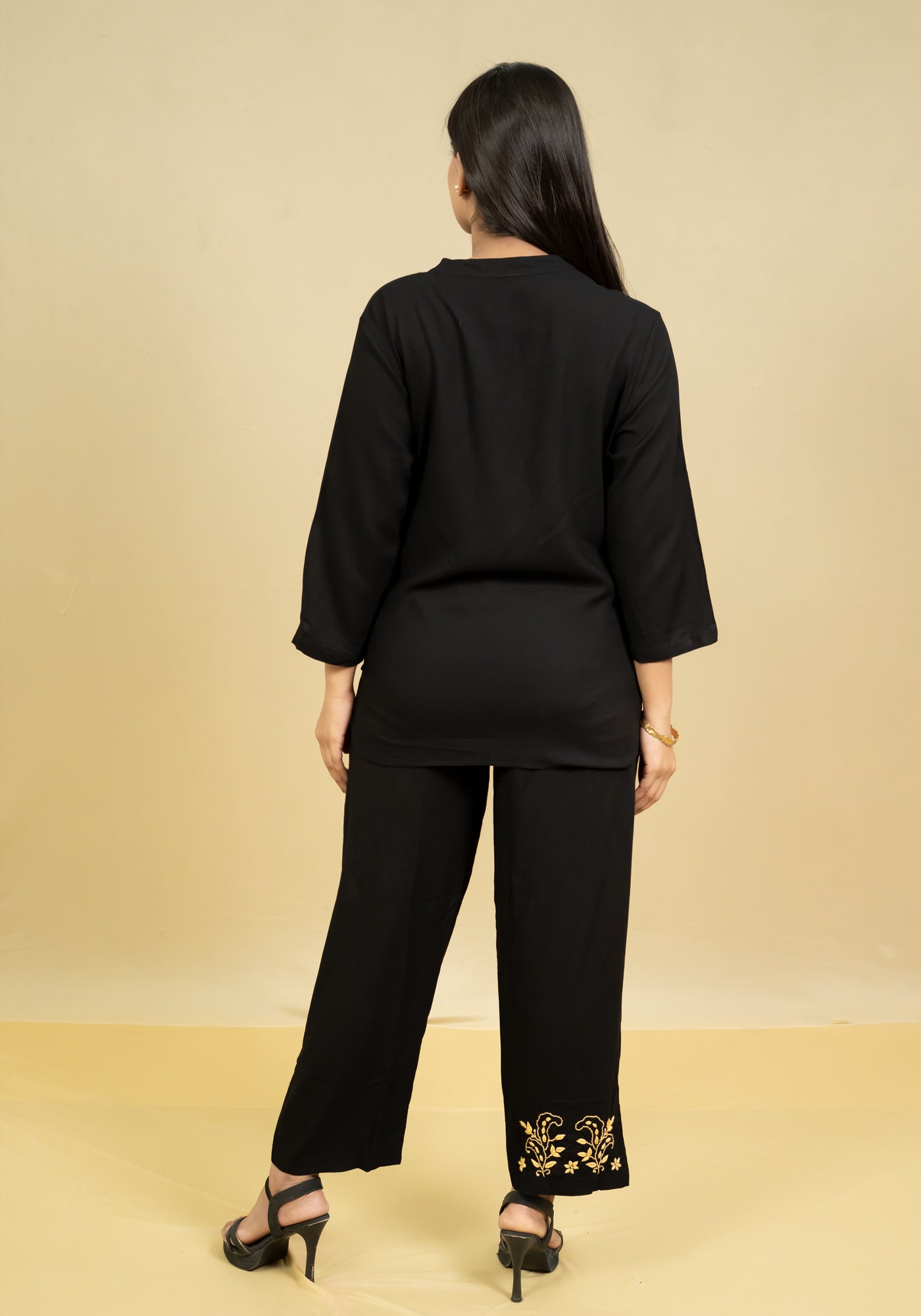 Coord Set – V Neck